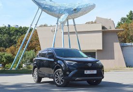 Фото Toyota RAV4