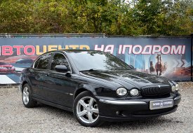 Jaguar X-Type