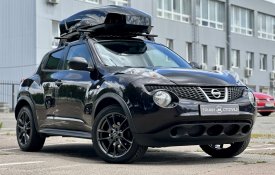 NISSAN JUKE 2013г черный 205т.км