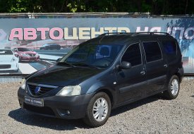 Фото Dacia Logan