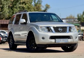 Фото Nissan PATHFINDER