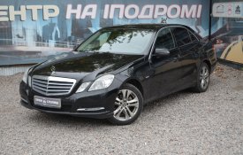 Mercedes-Benz E200 2011 чорный