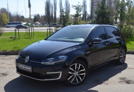 Фото Volkswagen e-Golf