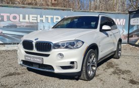 BMW X5 2017 білий 2,0 плагін гібрид