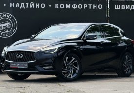 Infiniti Q30