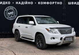 Фото Lexus LX