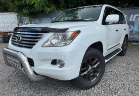 Фото Lexus LX